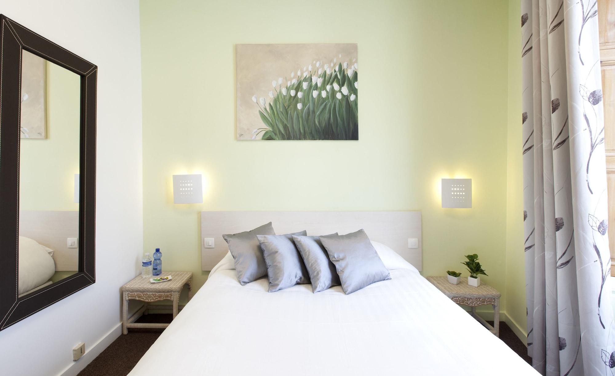 Logis Hotel Duquesne Нант Экстерьер фото
